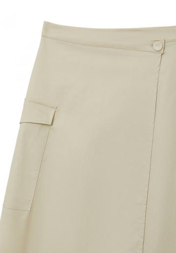 Юбка с накладными карманами