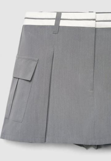 Юбка с накладными карманами