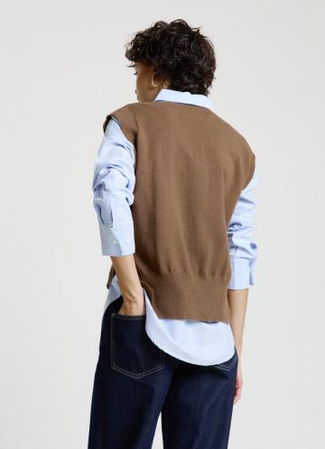 Пуловер без рукавов