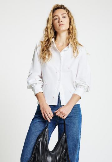 Атласная блузка