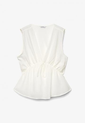 Блузка без рукавов