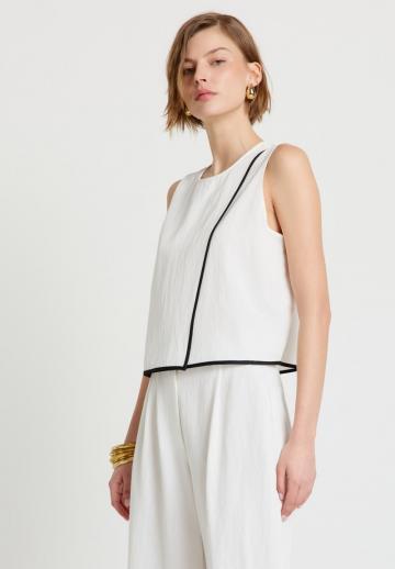 Блузка без рукавов