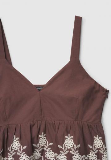 Блузка без рукавов