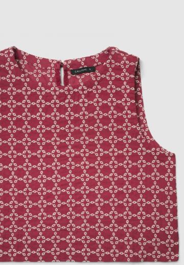 Блузка без рукавов