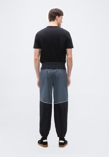 Спортивные штаны