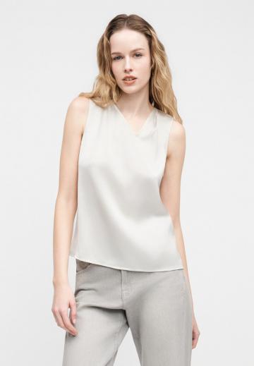 Блузка без рукавов