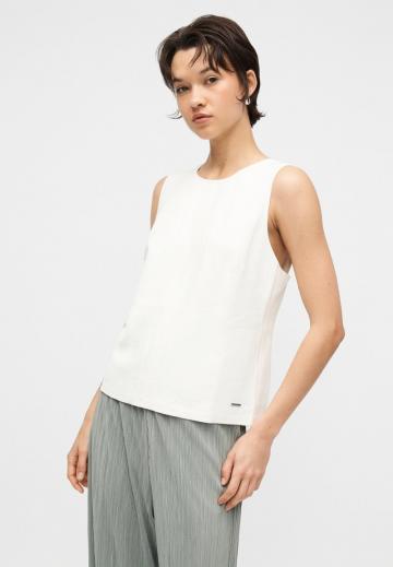 Блузка без рукавов