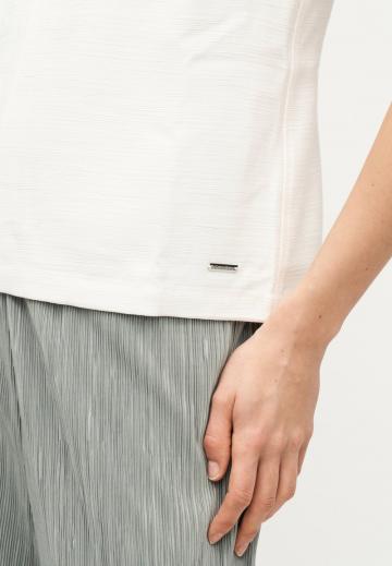 Блузка без рукавов