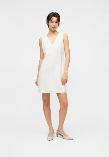 Короткое платье