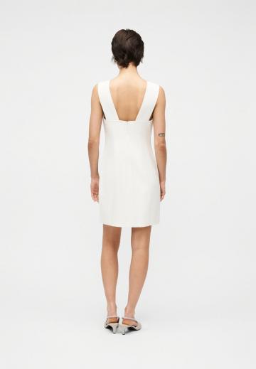 Короткое платье