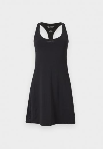 Короткое платье