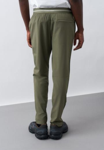 Спортивные штаны