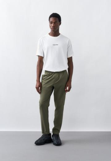 Спортивные штаны