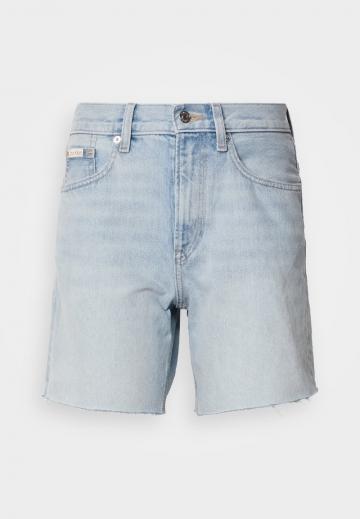 Джинсовые шорты