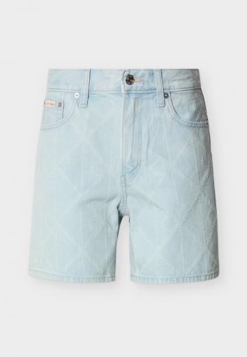 Джинсовые шорты