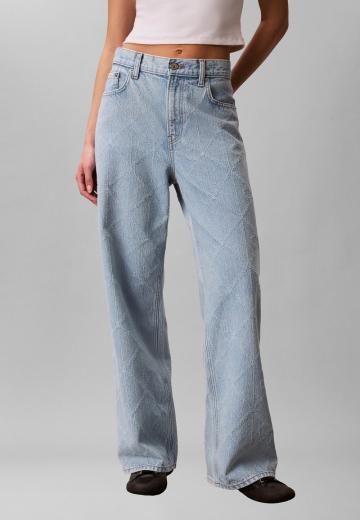 Клешеные джинсы