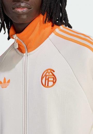 Спортивная куртка