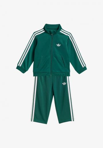 Набор одежды