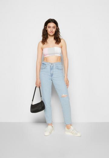 Топ без бретелек