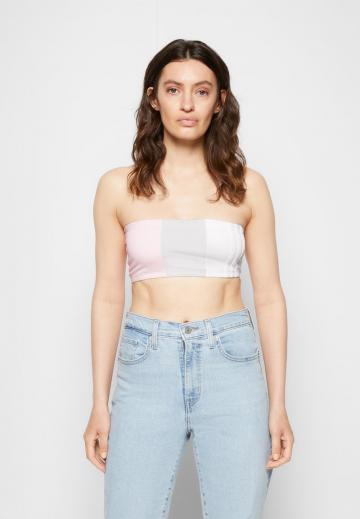 Топ без бретелек