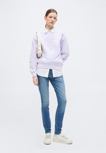 Узкие джинсы