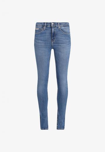 Узкие джинсы