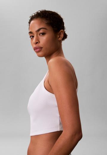 Топ на бретельках