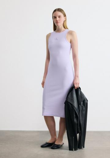 Платье футляр