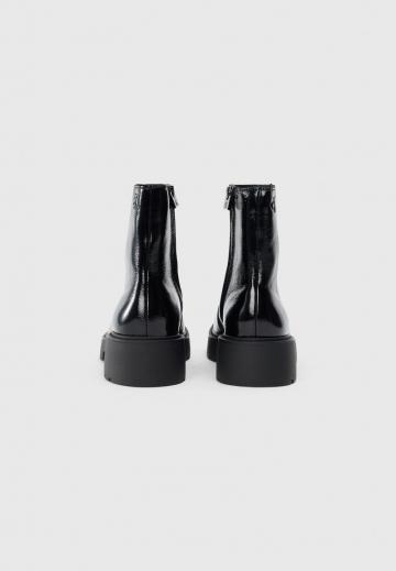 Полусапожки на платформе