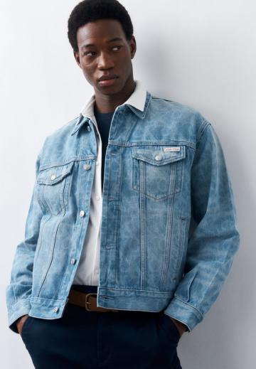 Джинсовая куртка