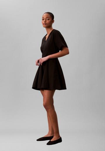 Короткое платье