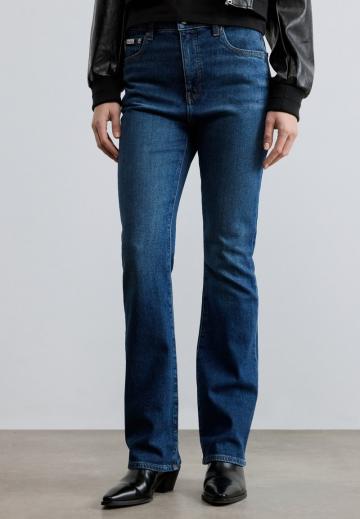 Клешеные брюки