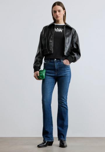 Клешеные брюки