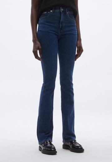 Клешеные брюки