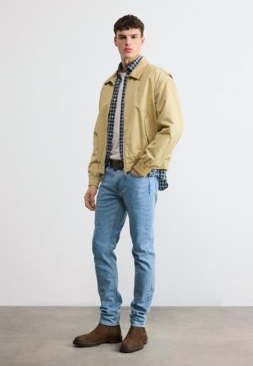 Узкие джинсы