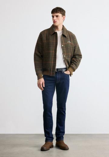 Узкие джинсы