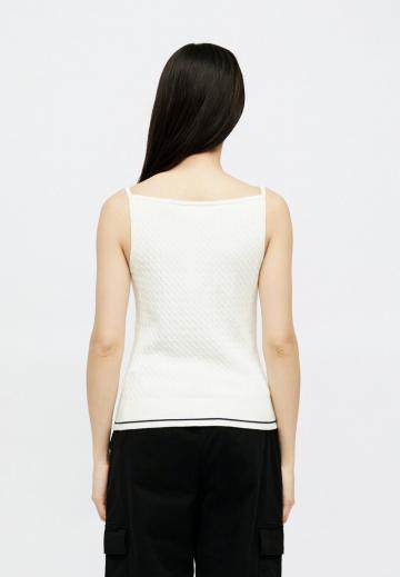 Топ на бретельках