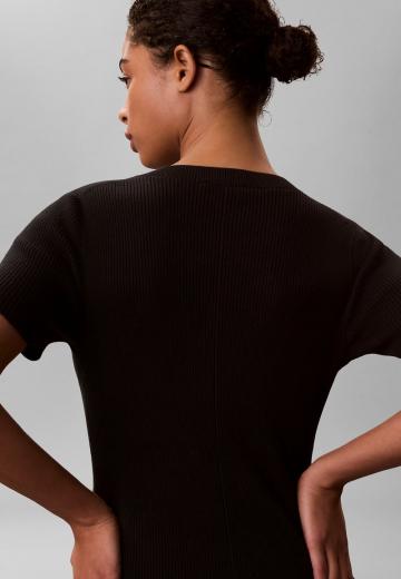 Вязаное платье