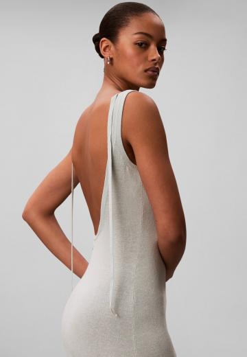 Вязаное платье