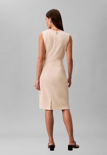 Платье футляр