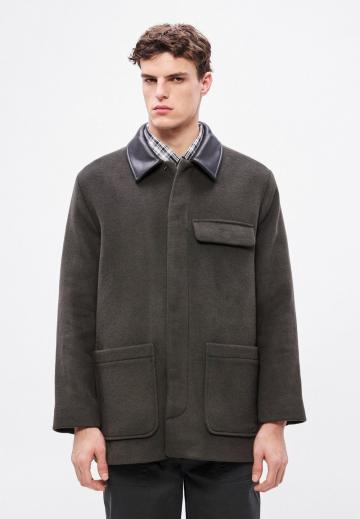 Короткое пальто