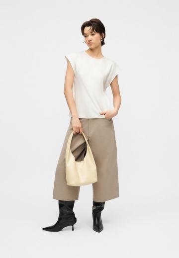 Атласная блузка