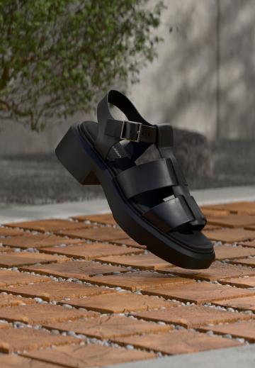 Босоножки на платформе