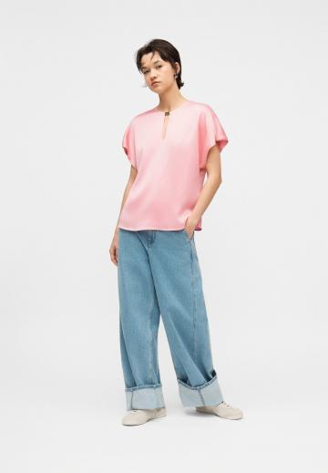 Атласная блузка