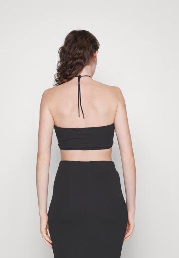 Бюстгальтер без бретелек