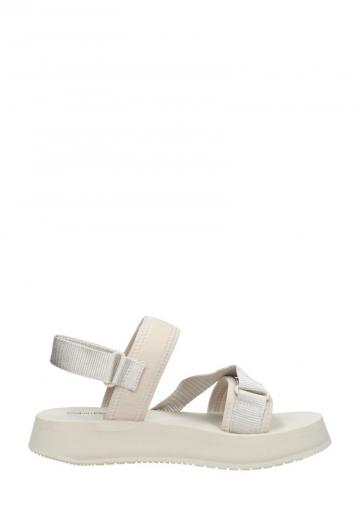 Босоножки на платформе