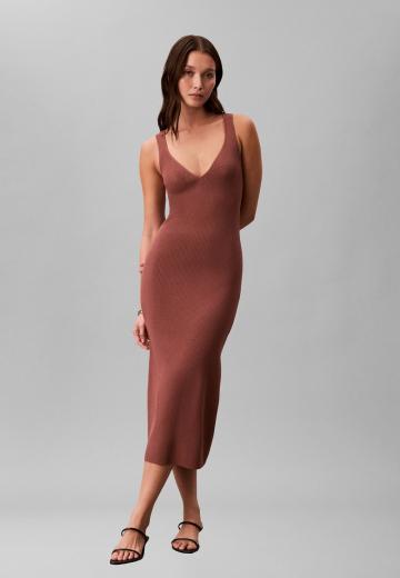 Вязаное платье