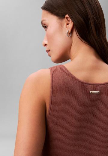 Вязаное платье