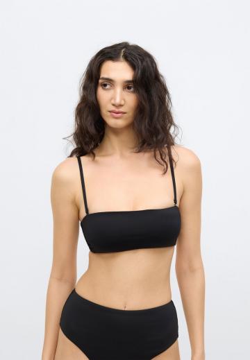 Топ без бретелек