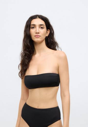 Топ без бретелек